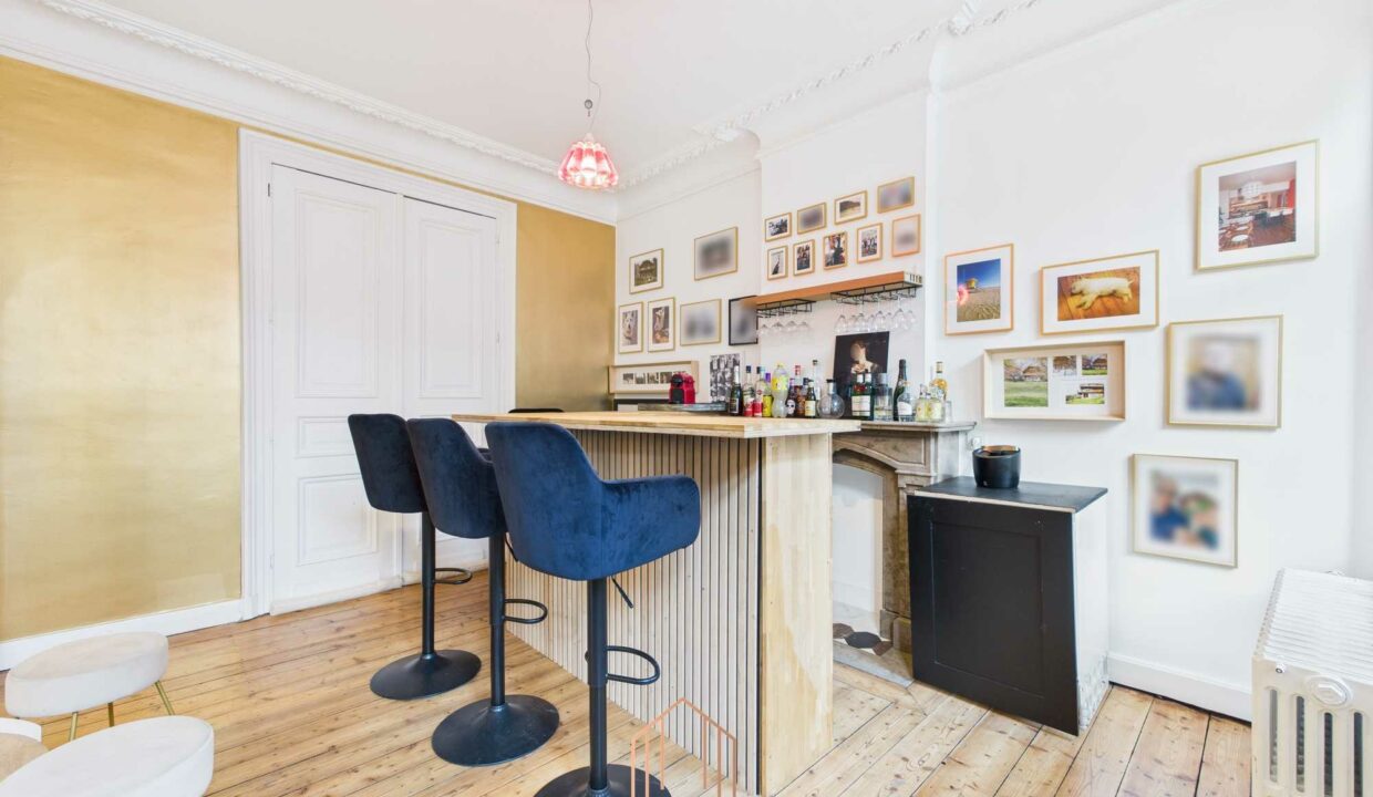 CAM01330G0-PR0078-STILL014