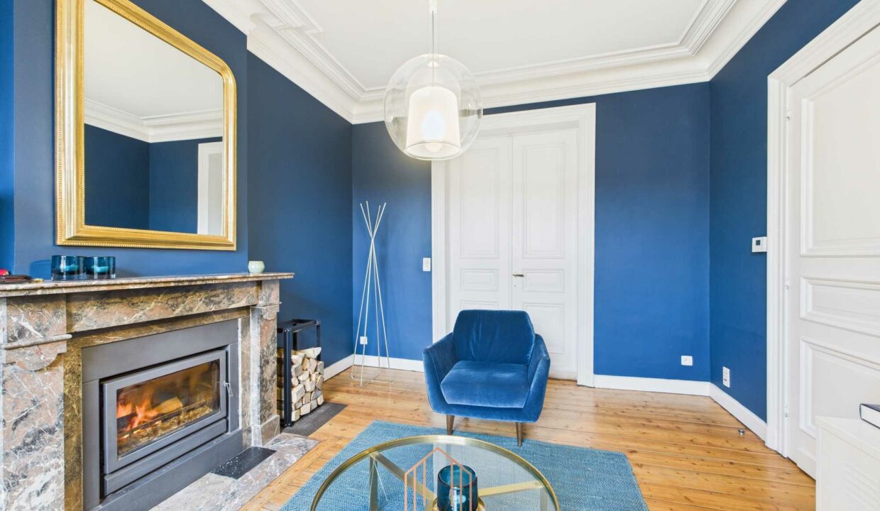 CAM01330G0-PR0078-STILL020