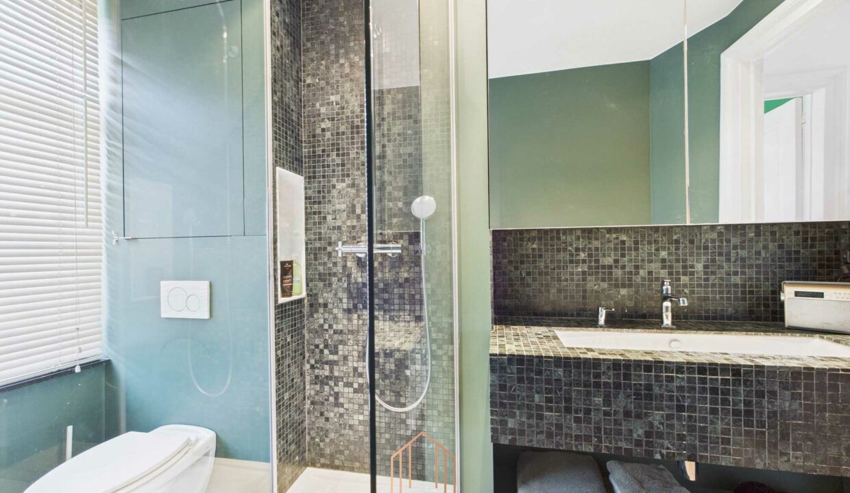 f663360e58564338b73a3ded35281c93_50_CAM01330G0-PR0078-STILL022